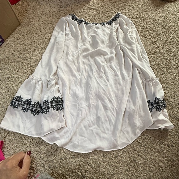 White House Black Market Ivory Blouse with Dark Embroidery - Picture 3 of 3
